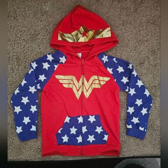 Girls Wonder Woman Hoddie, Size 7-8 - Picture 1 of 3